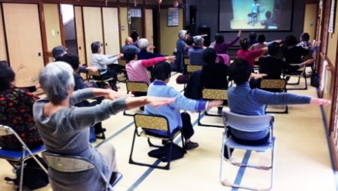 介護×ライブ配信